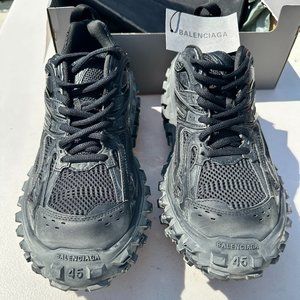 Men's Bouncer Tonal Mesh-Rubber Sneakers SIZE: USA 10